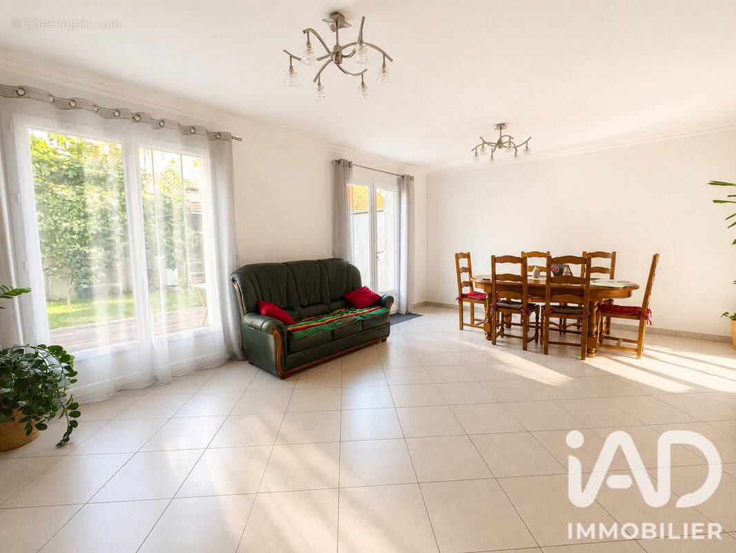 Photo 1 - Maison à CHATOU