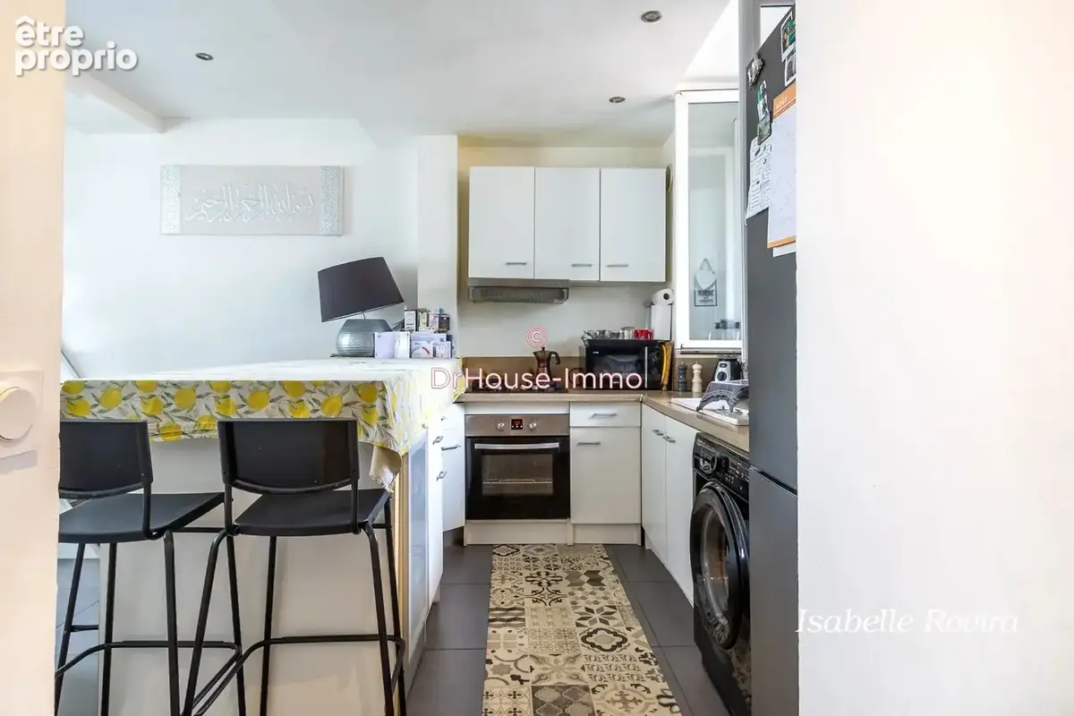 Appartement 4 pièces 63 m² à vendre à Toulon (83000) - photo 3