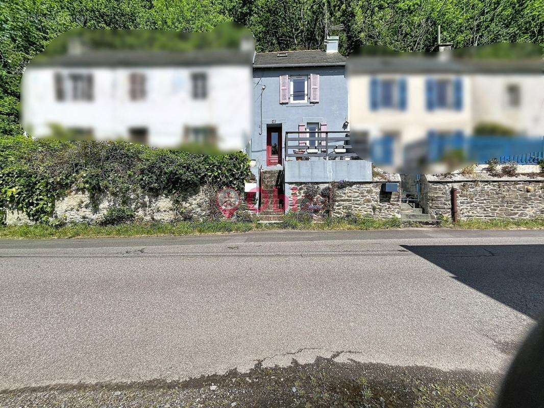 Maison à PONT-DE-BUIS-LES-QUIMERCH