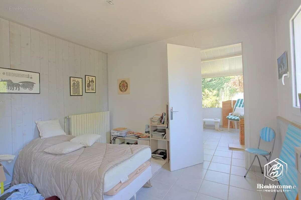 Maison 6 pièces 157 m² - Saint-Selve - photo 8