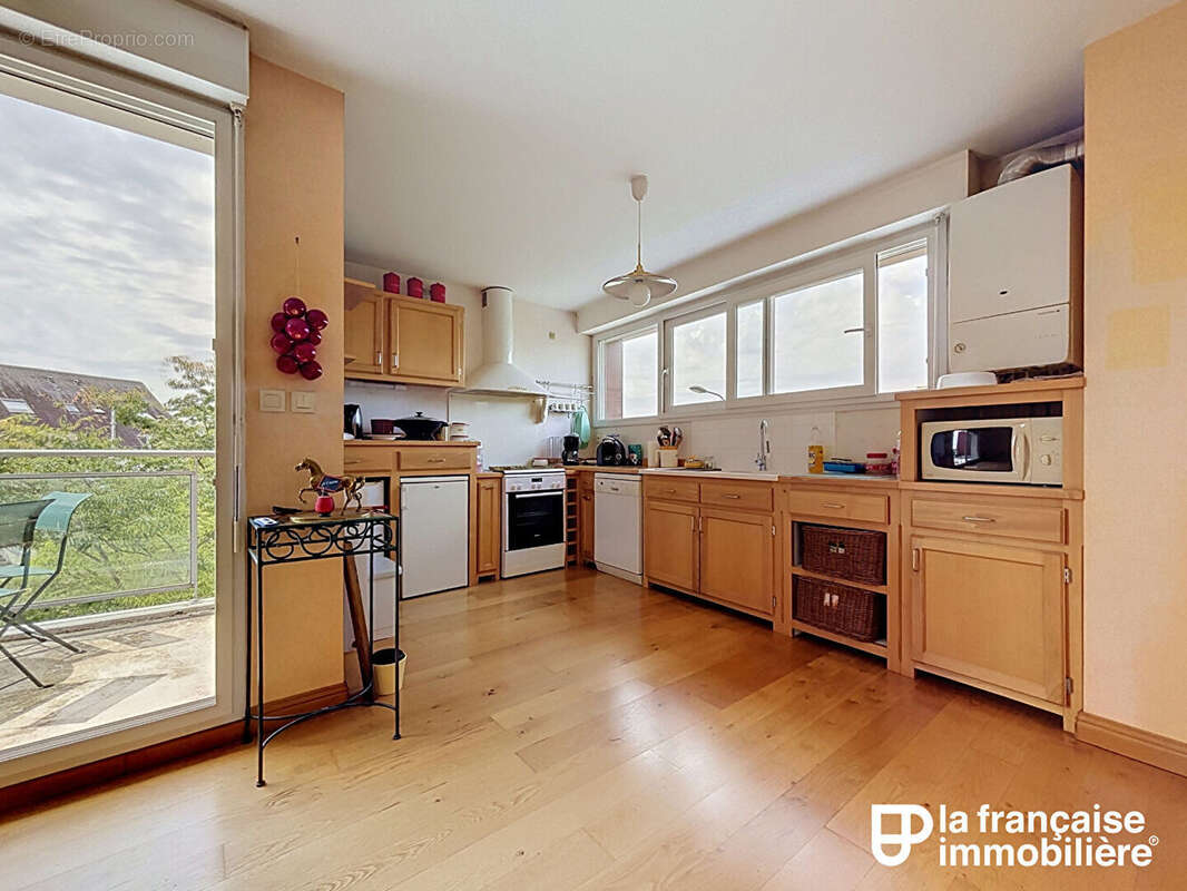Appartement à MONTGERMONT