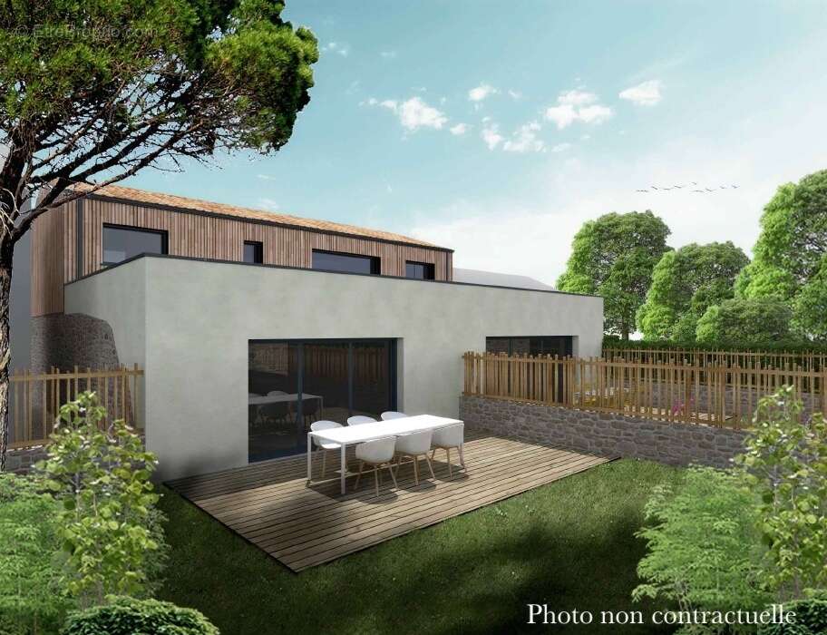 Maison à MOUZILLON