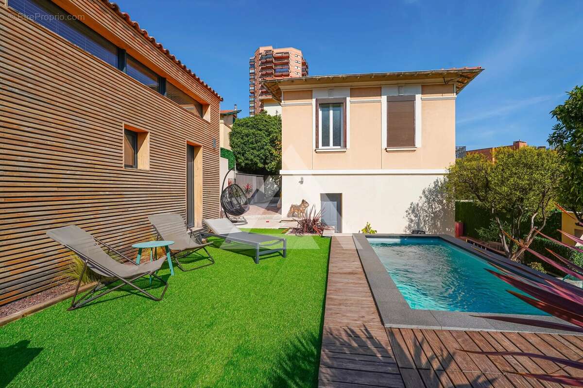 Maison à BEAUSOLEIL