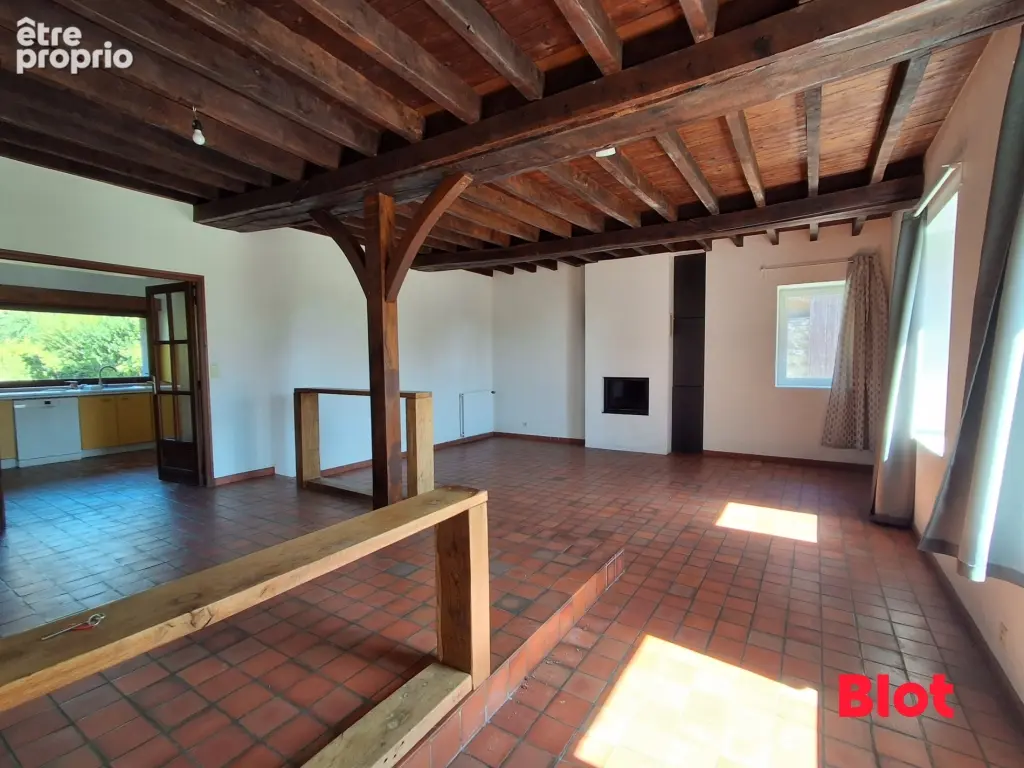 Maison 8 pièces 185 m² à vendre à Saint-Jean-Sur-Vilaine (35220) - photo 2