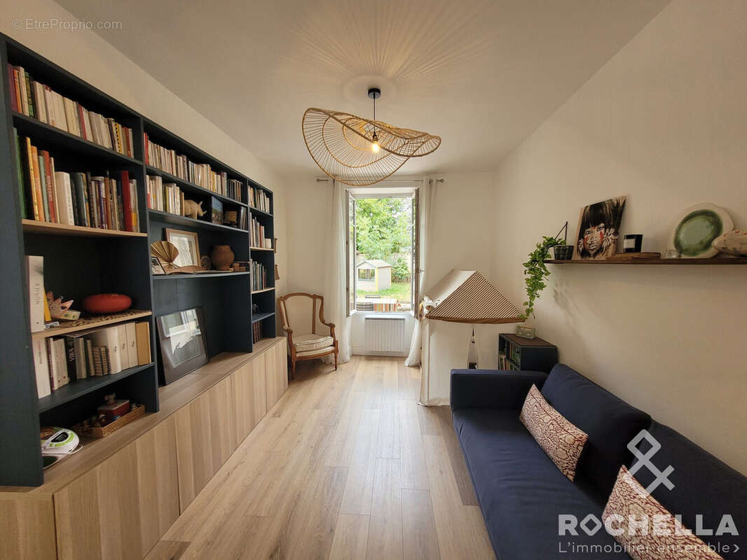 Maison 114 m² à Saint-Jean-D'angely  - photo 4
