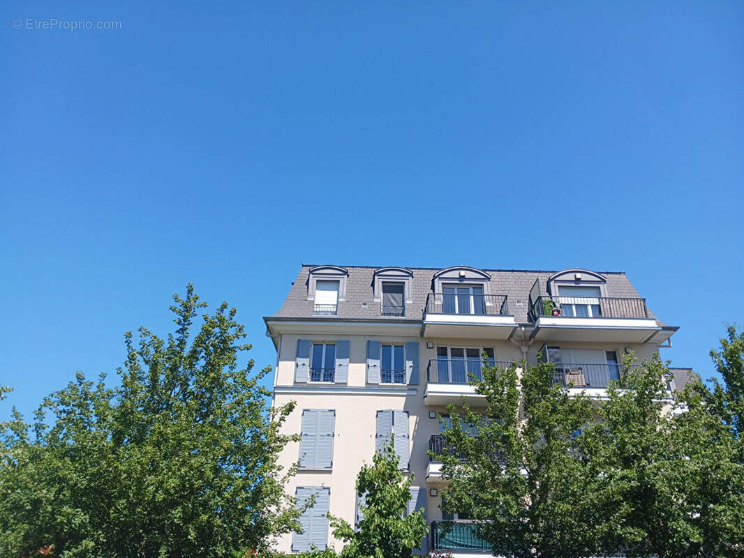 Appartement à LE PLESSIS-TREVISE