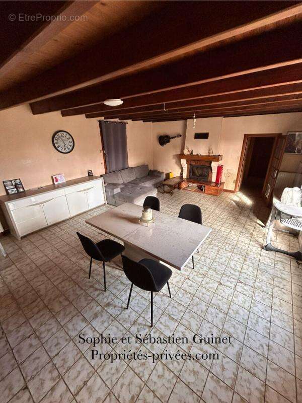 Maison à NALLIERS