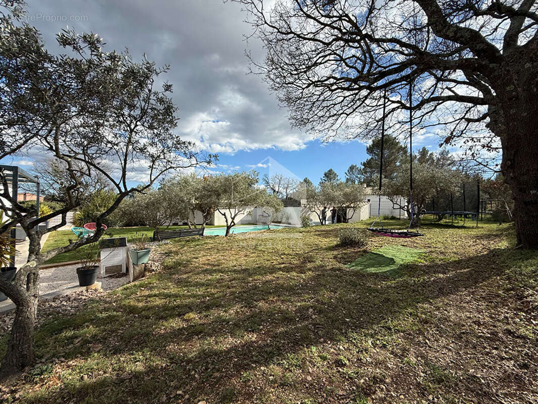 Maison à SAINT-MAXIMIN-LA-SAINTE-BAUME