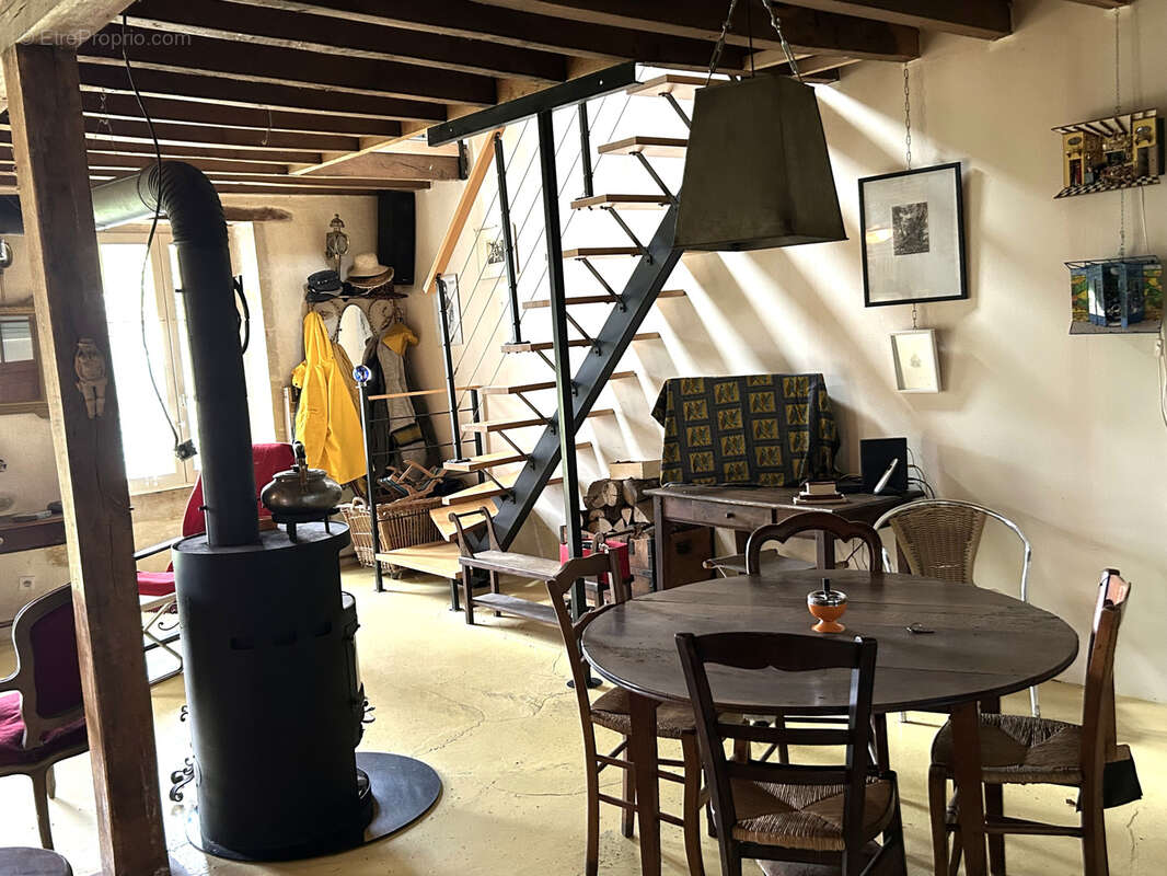 Maison à SAINT-BENIN-DES-BOIS