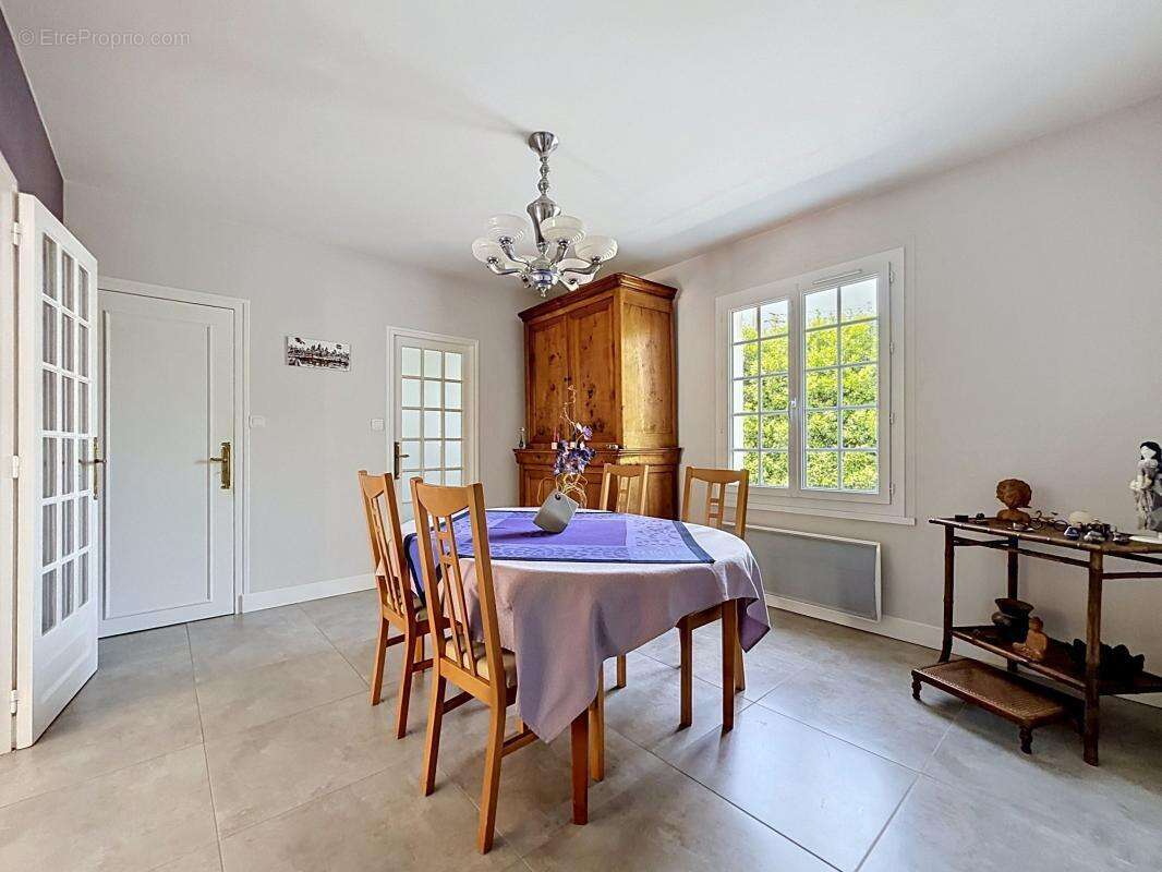 Maison à PERIGNY