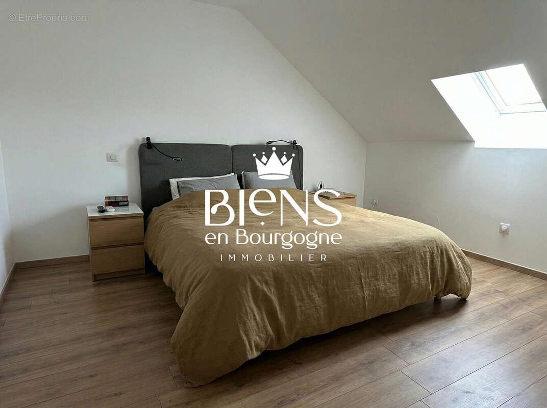 Maison à SAINT-MARCEL