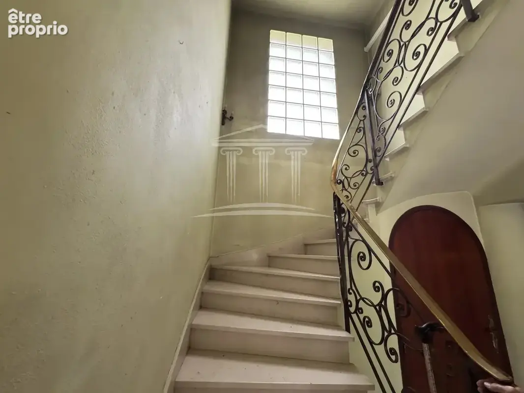 Spacieuse maison de 202 m² à Carpentras, 5 chambres - photo 2