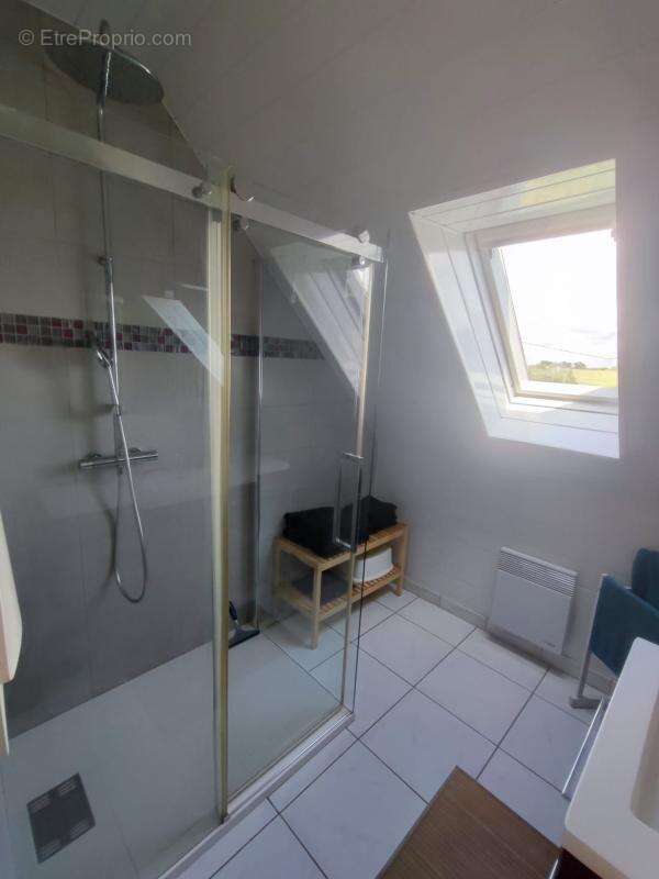 Maison à LAMPAUL-PLOUARZEL