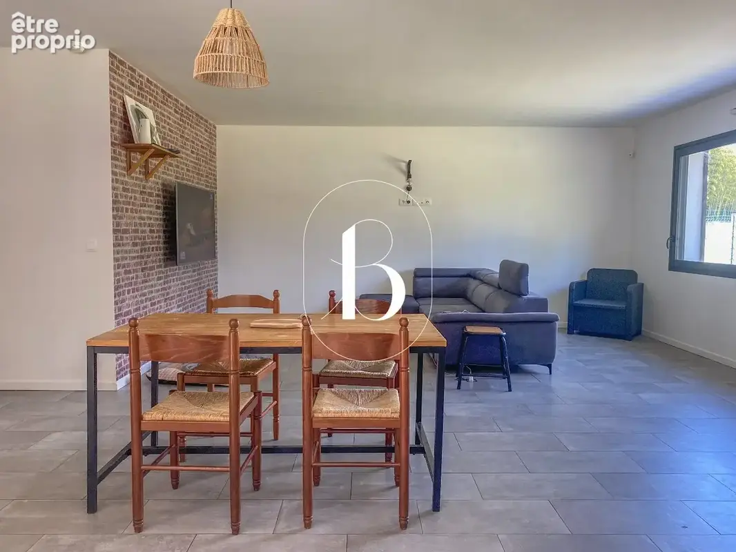 Maison 5 pièces 99 m² à vendre à Berrias-Et-Casteljau (07460) - photo 4