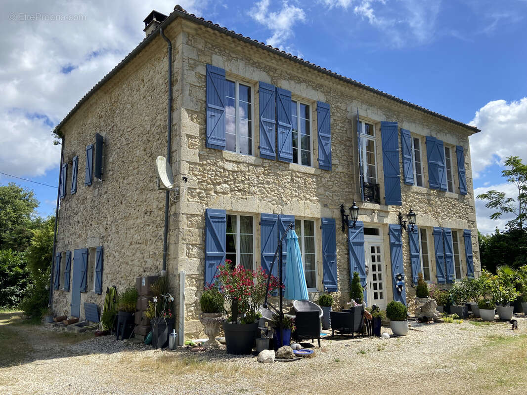 Maison de maître avec deux gites et piscine proche de Montréal du Gers - photo 2