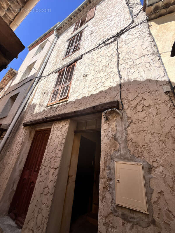 Maison à GATTIERES