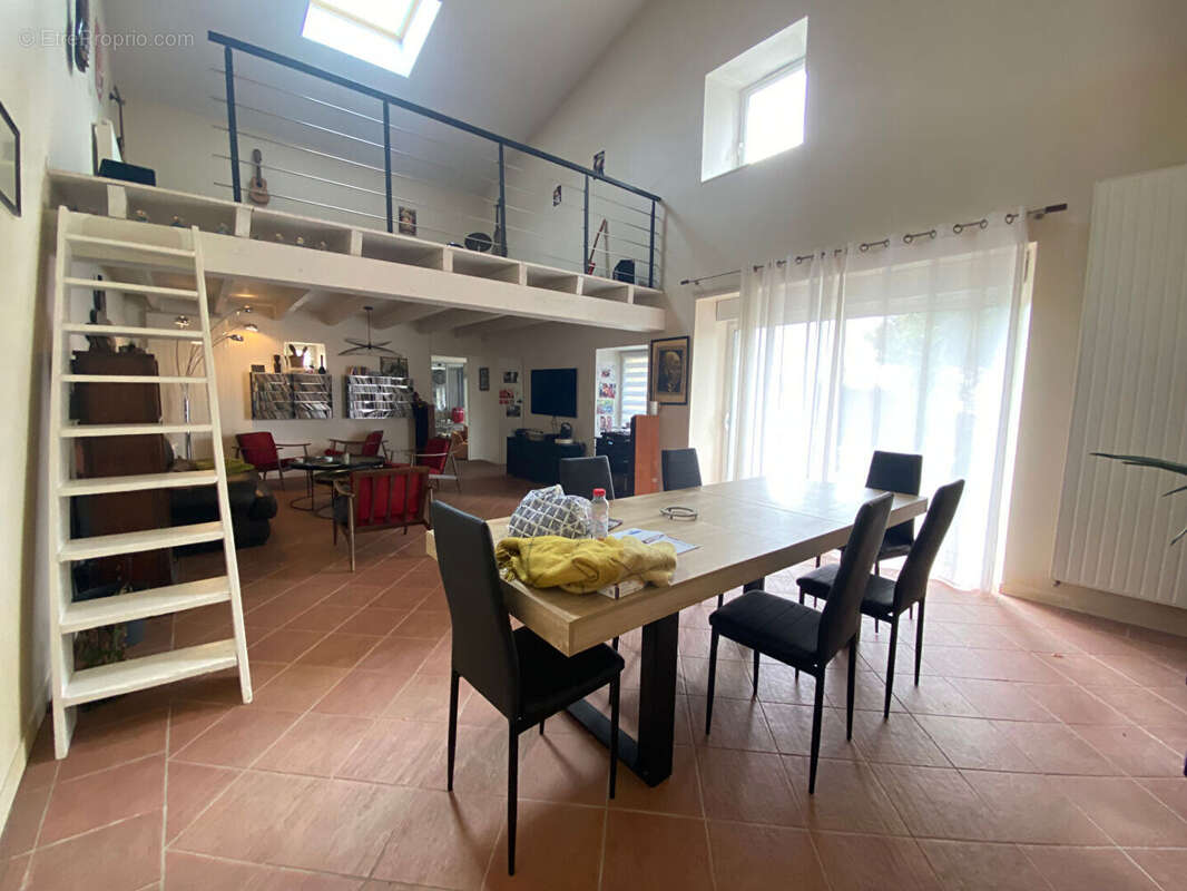 Maison Echire 7 pièces - 225m2 - photo 4