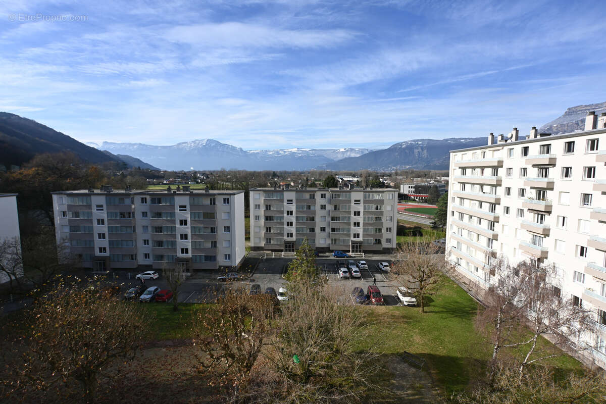 Appartement à DOMENE