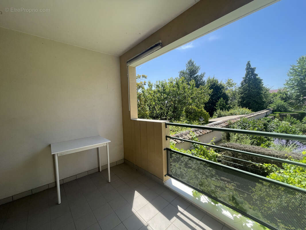 Appartement à CRAPONNE