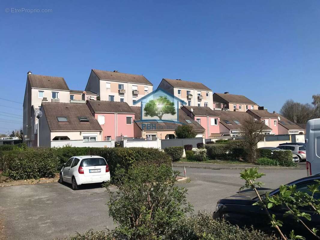 Appartement à ROISSY-EN-BRIE