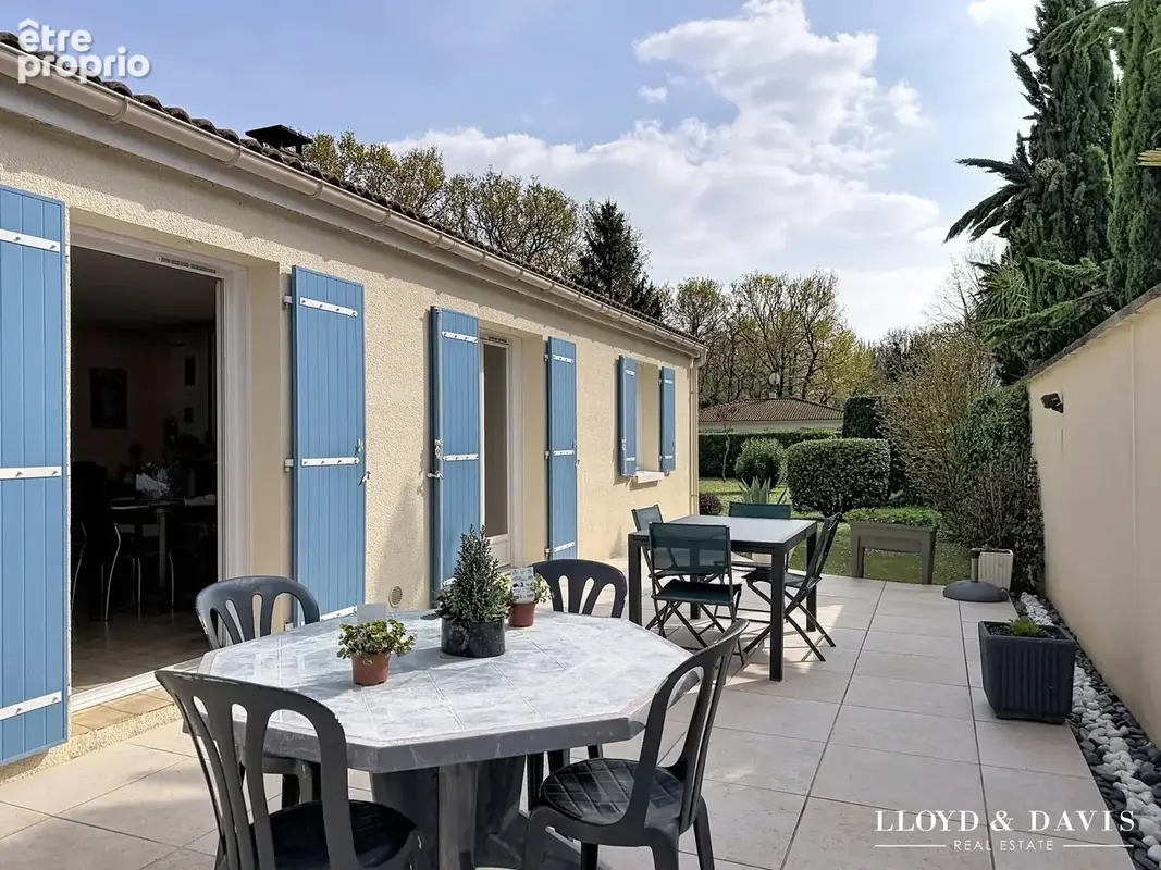 Maison 103 m² à Royan  - photo 3