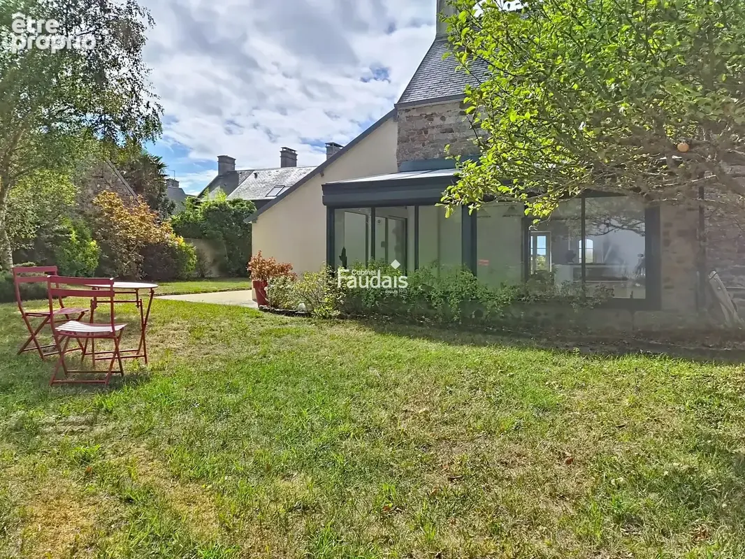Maison 7 pièces 108 m² à vendre à Regneville-Sur-Mer (50590) - photo 5
