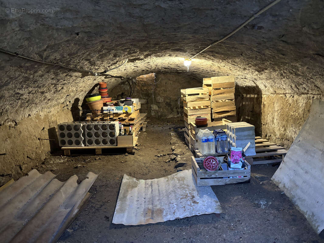 Maison à LOUROUX-DE-BEAUNE