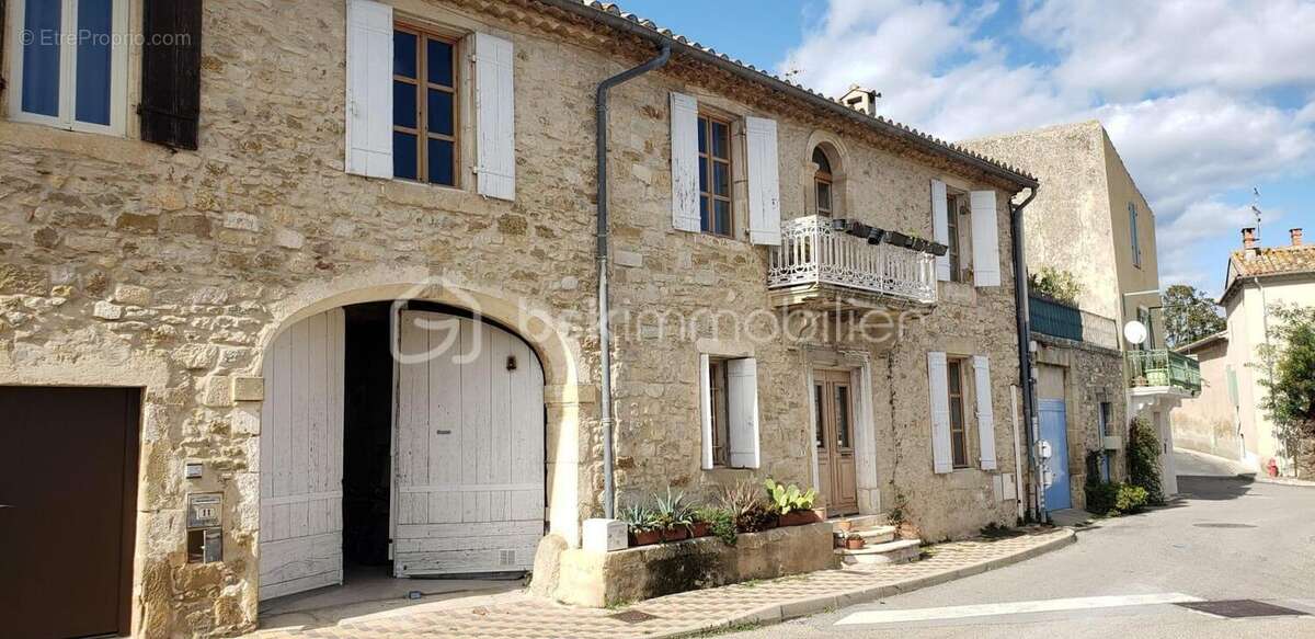 Maison à SAINT-BAUZELY