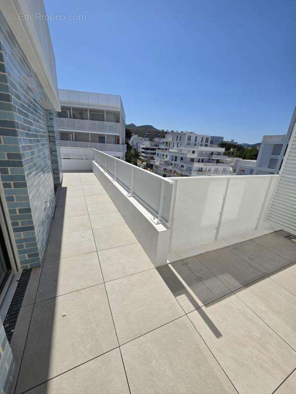 Appartement à MARSEILLE-10E