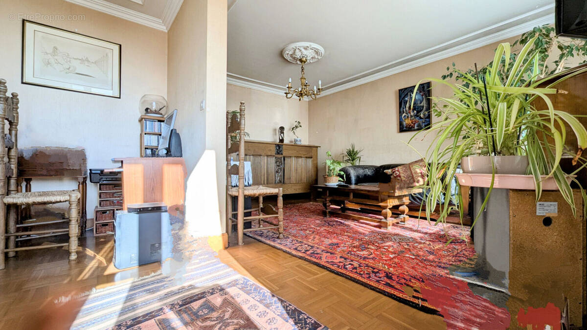 Appartement à SAINT-DENIS