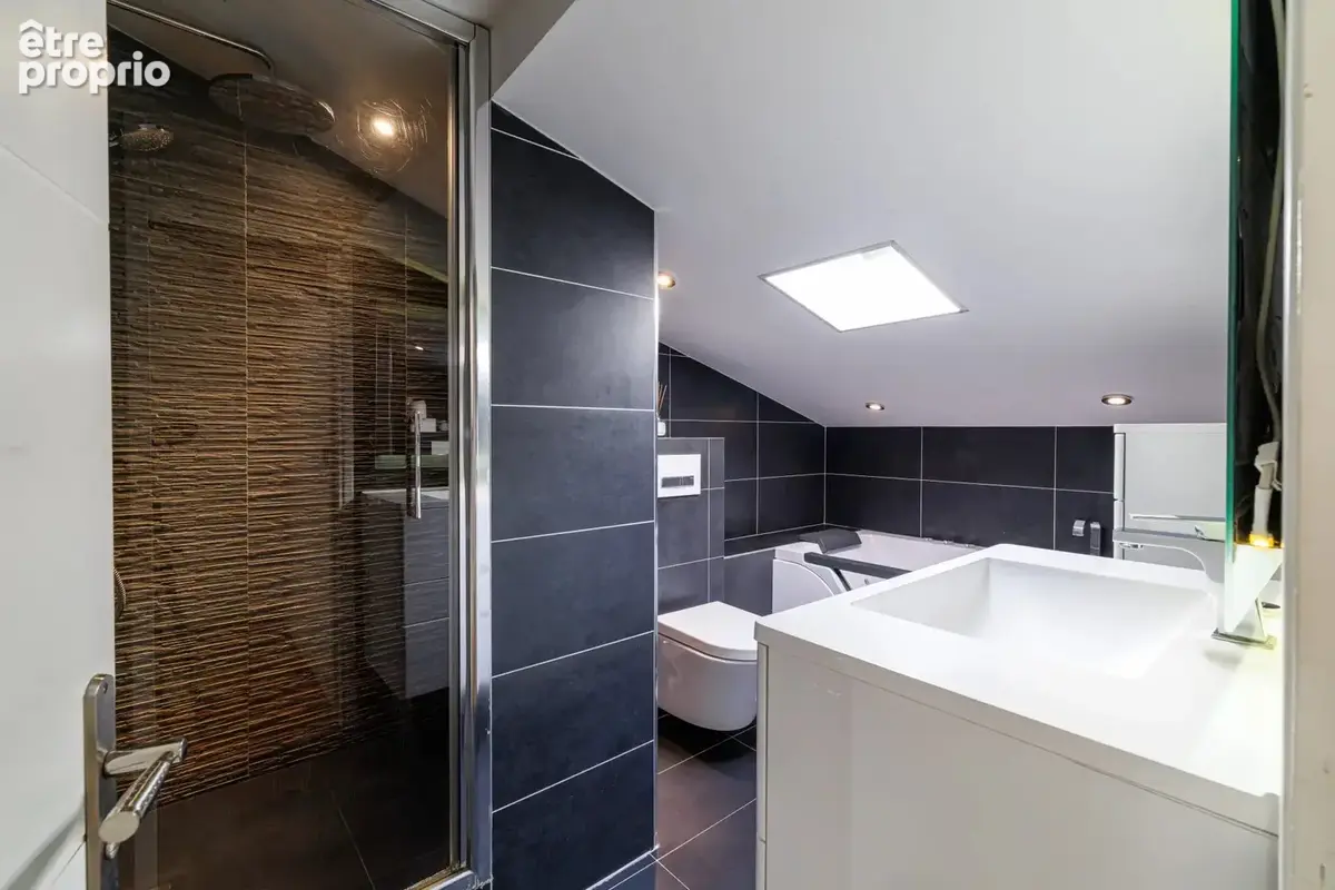 Vente Nice - Garibaldi - 3 Pièces Dernier Etage Ascenseur - photo 19