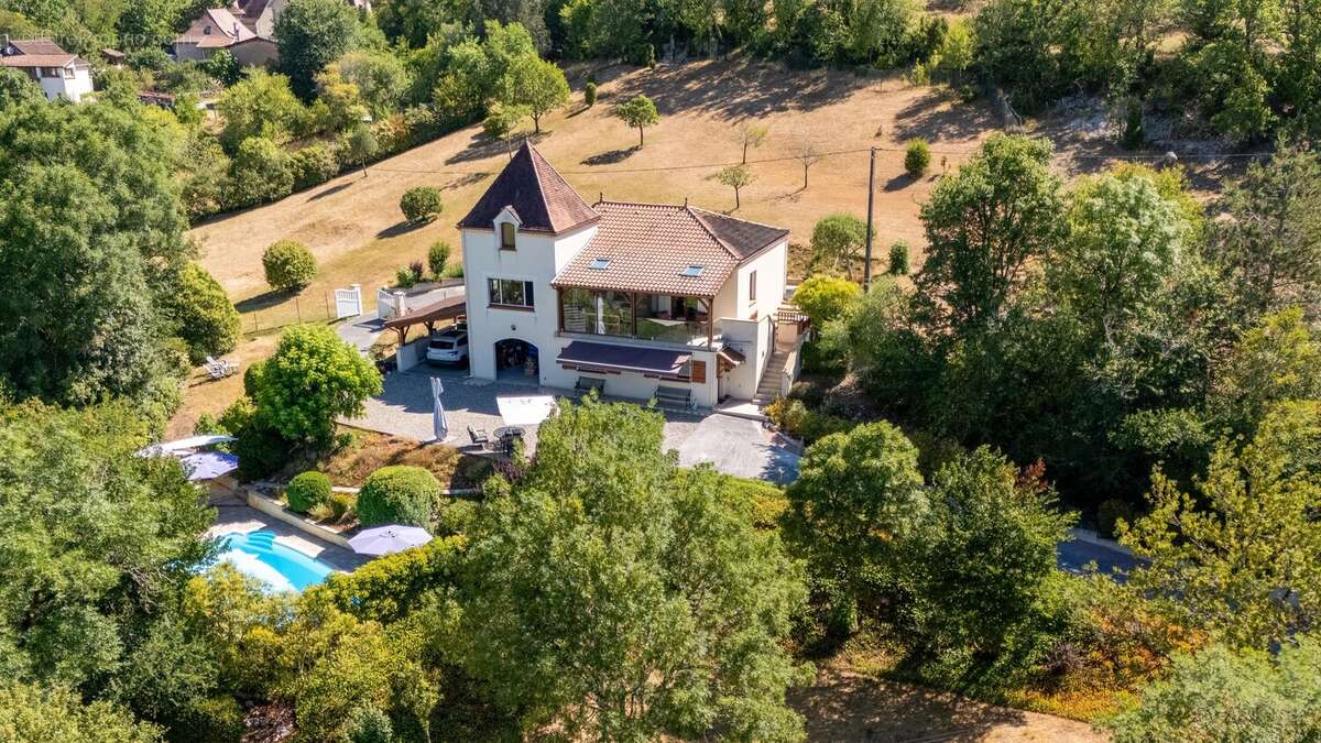 Maison à MAXOU