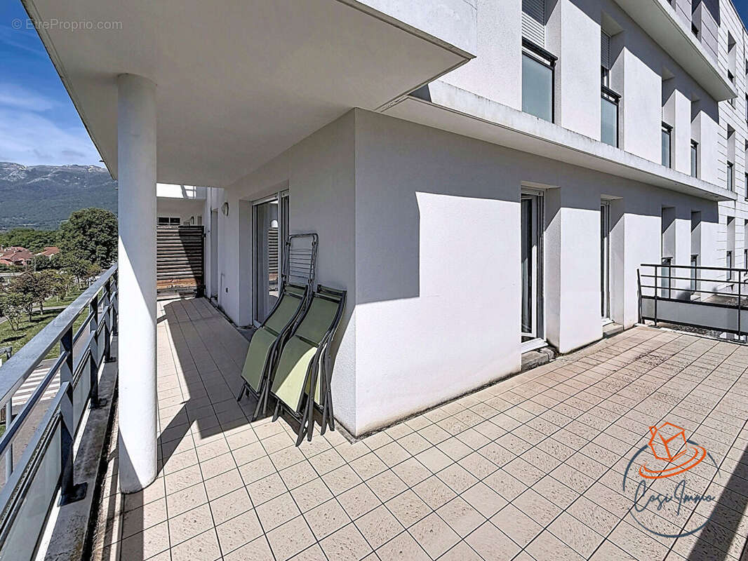 Appartement à SAINT-GENIS-POUILLY