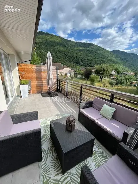 Appartement à VAULNAVEYS-LE-BAS