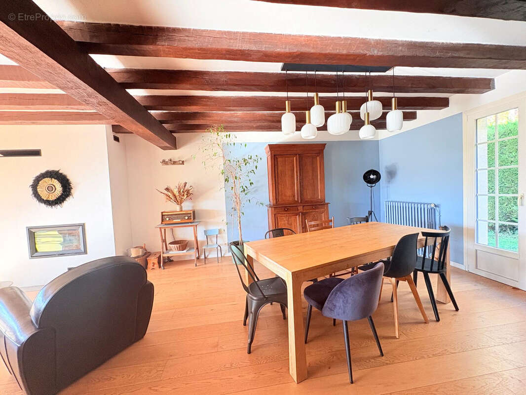 Maison à ROCHECORBON