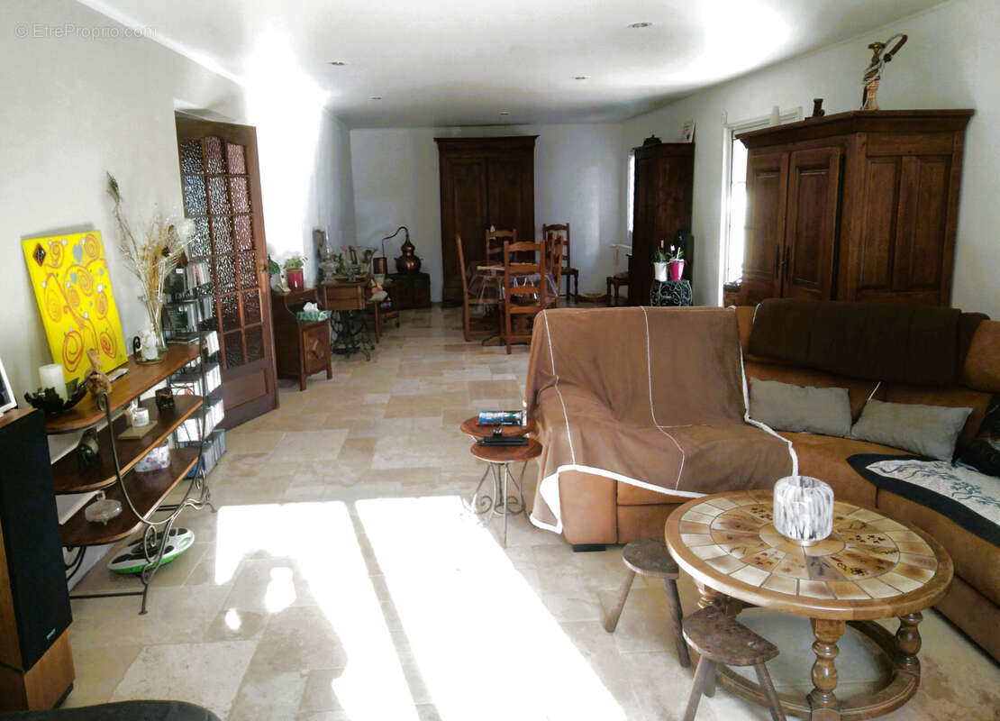 Maison à SAINT-CHRISTOL-LES-ALES