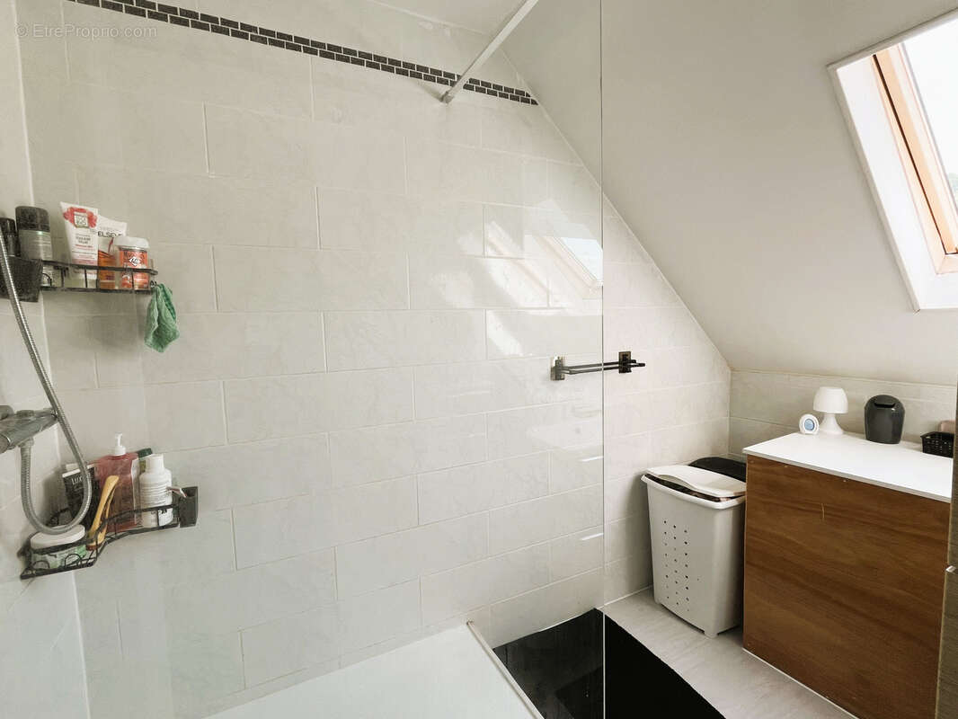 Appartement à MONTATAIRE