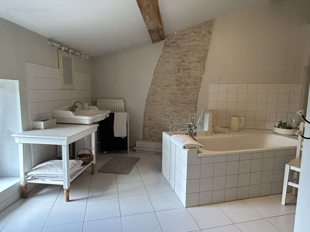 Maison à CRAMCHABAN