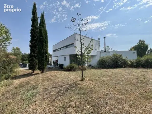 Maison 215 m² à Pibrac  - photo 2