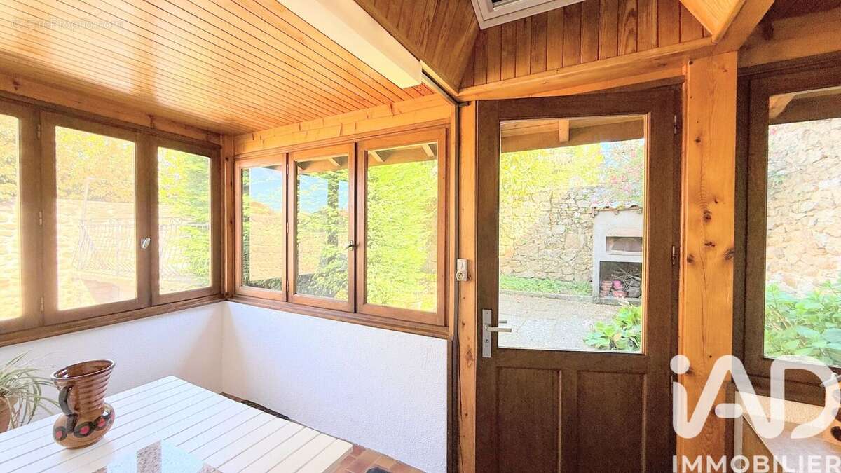 Maison 89 m² à Bogy  - photo 8