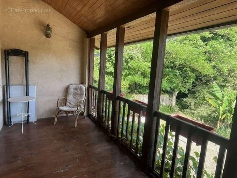 PLAISANCE (32): SANS TRAVAUX, MAISON XVIIIs restaurée avec élégance SUR 240M2 habitables, 6600m2 de jardin,géothermie,  puits, g - photo 24