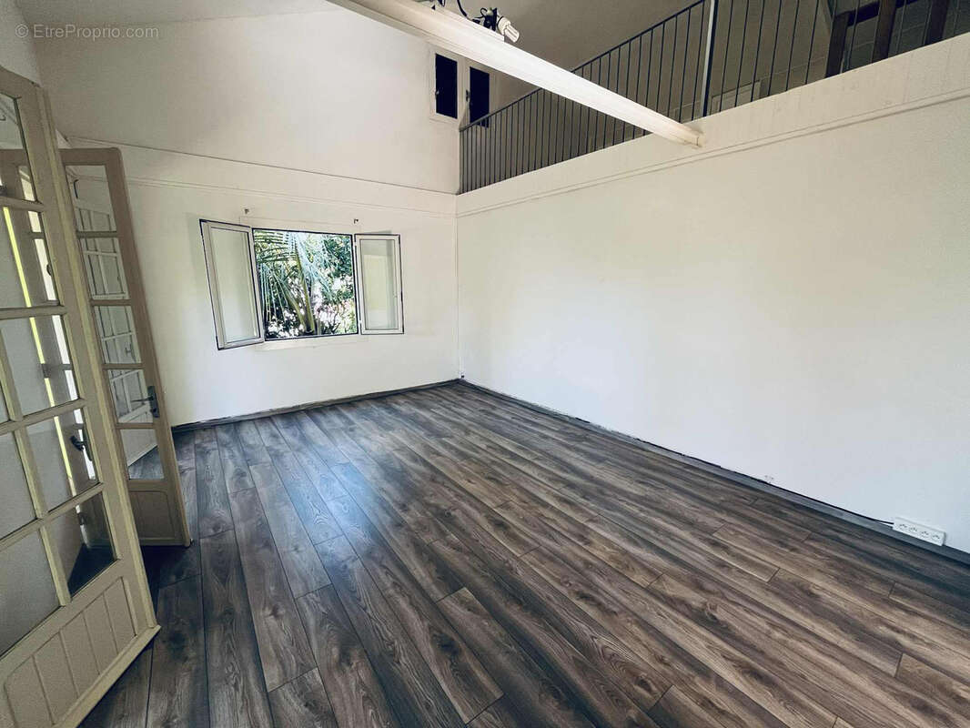 Maison à ENTRE-DEUX