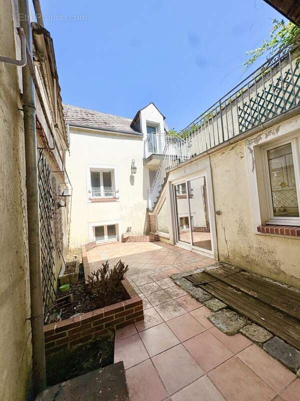 Maison 114 m² à Jargeau  - photo 5