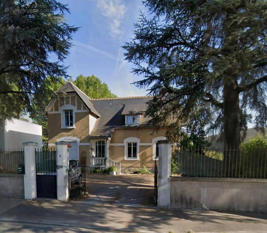 Appartement à BLERE