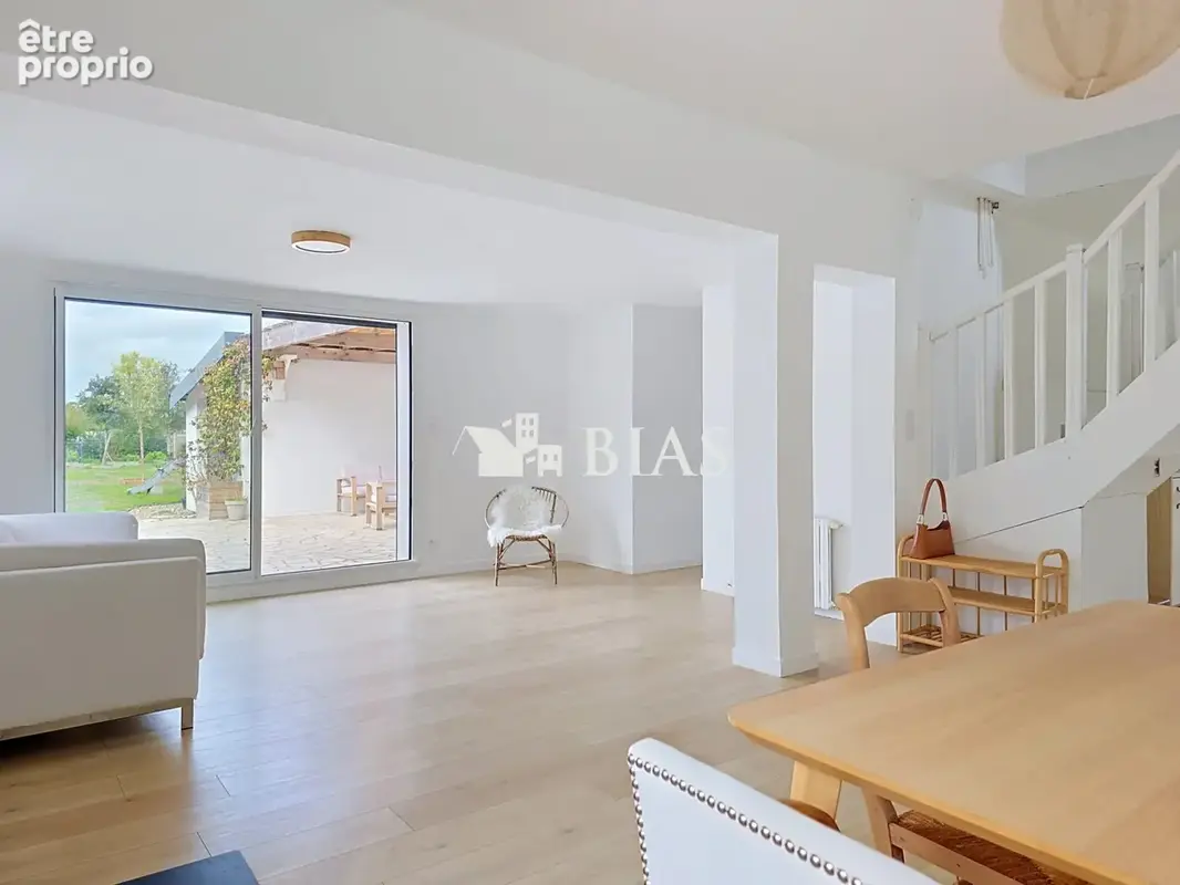 Maison 4 pièces 107 m² à vendre à Jumieges (76480) - photo 3