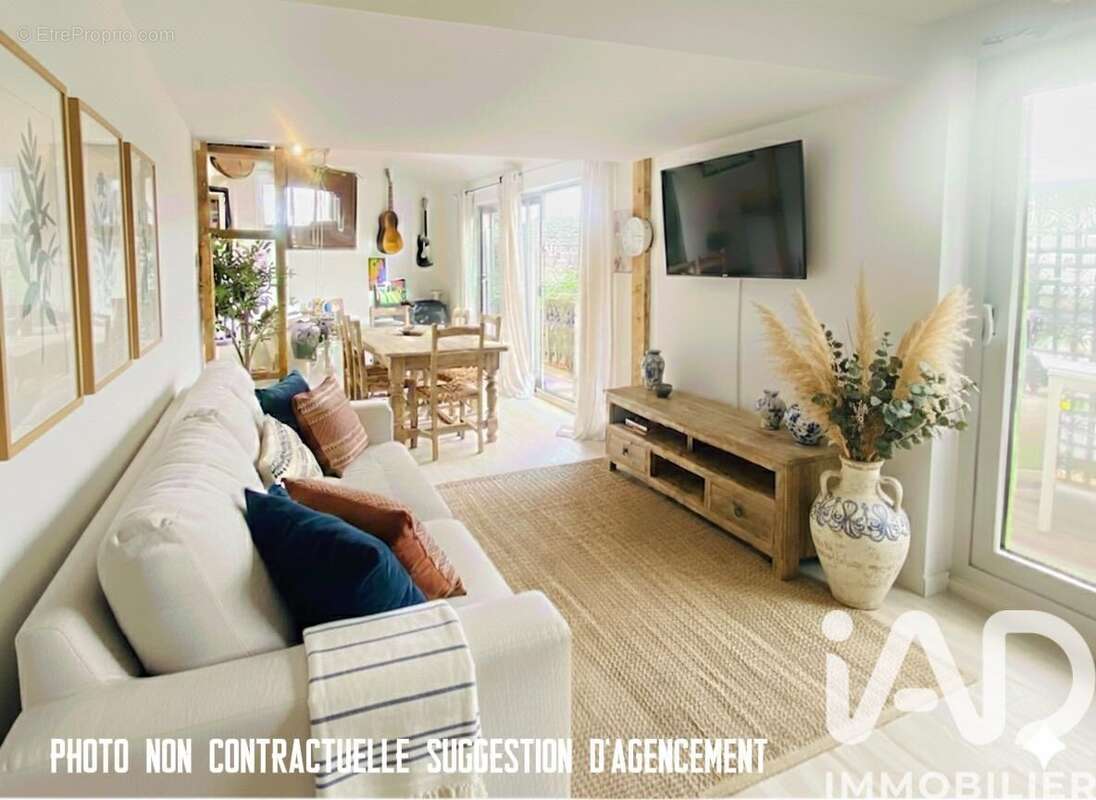 Photo 4 - Maison à ROQUEBRUNE-SUR-ARGENS