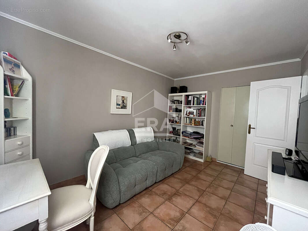 Maison à CHATEAUNEUF-LES-MARTIGUES