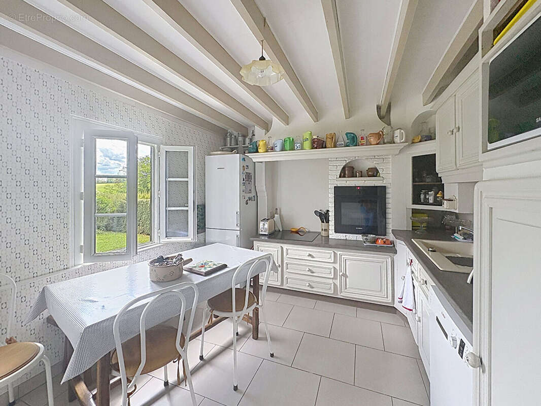 Maison à MONTFORT-SUR-RISLE