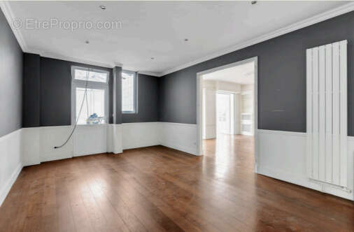 Maison à NEUILLY-SUR-SEINE