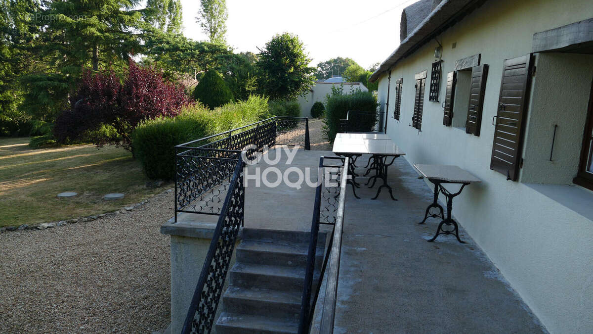 Maison à CONIE-MOLITARD